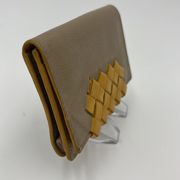 Authentic Bottega Veneta Leather Card Case - Picture 4 of 14